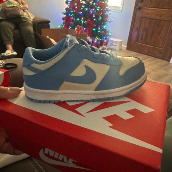 Toddler shoes - Picture 1 of 4